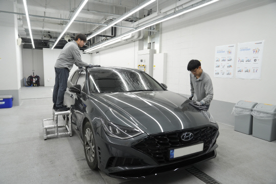 한국타이어 동그라미 세차장. 한국타이어앤테크놀로지 제공